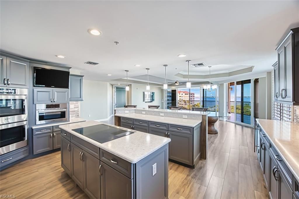 15140 Harbour Isle Dr, Unit 502, Fort Myers, FL 33908 Photo