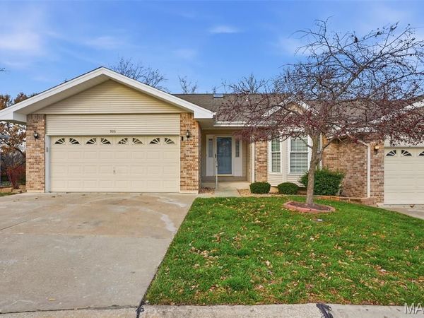903 Palmer Court, Unit 3, Lake St Louis, MO 63367