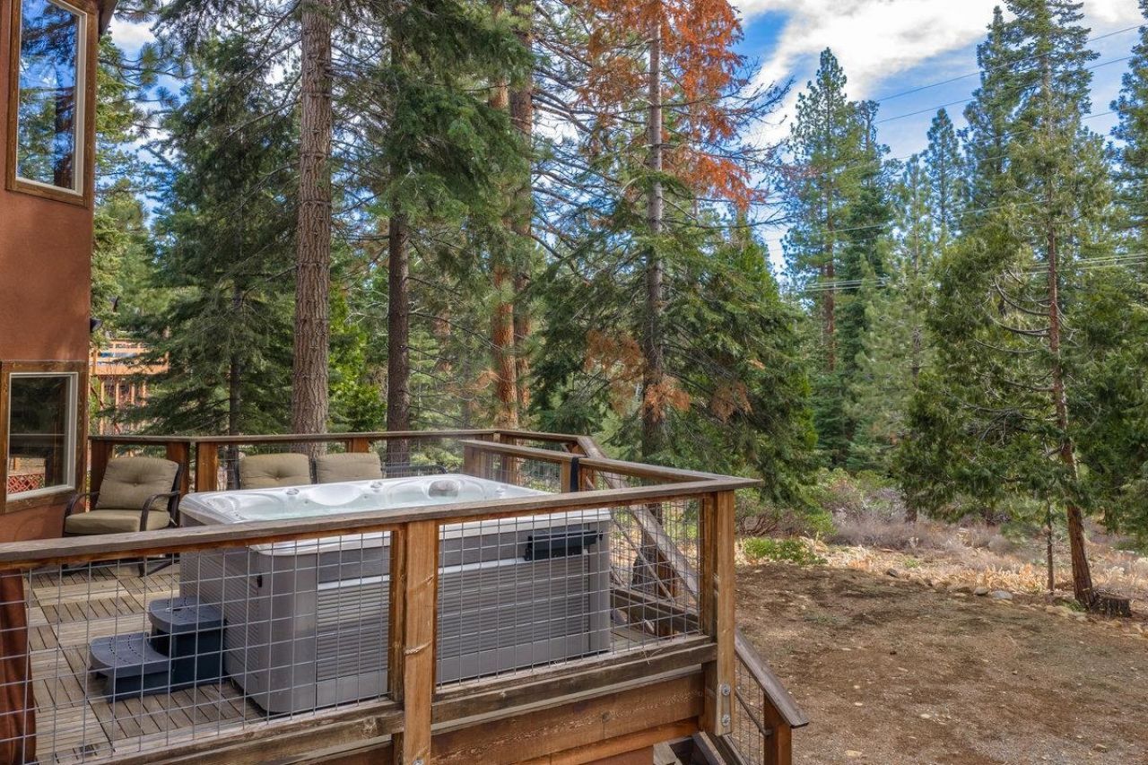 1055 Trent Lane, Kings Beach, CA 96143 Photo