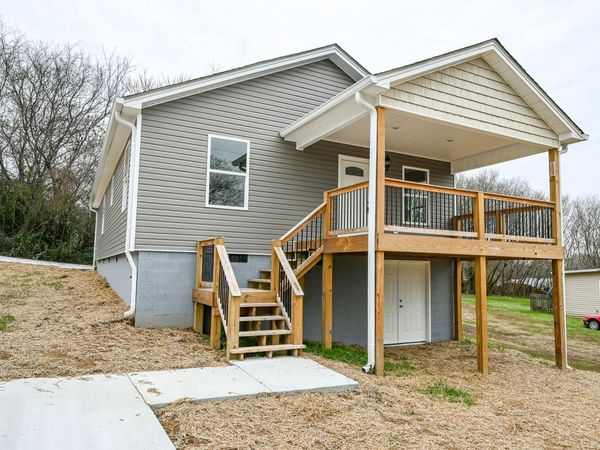 1072 12th Street NE, Cleveland, TN 37311