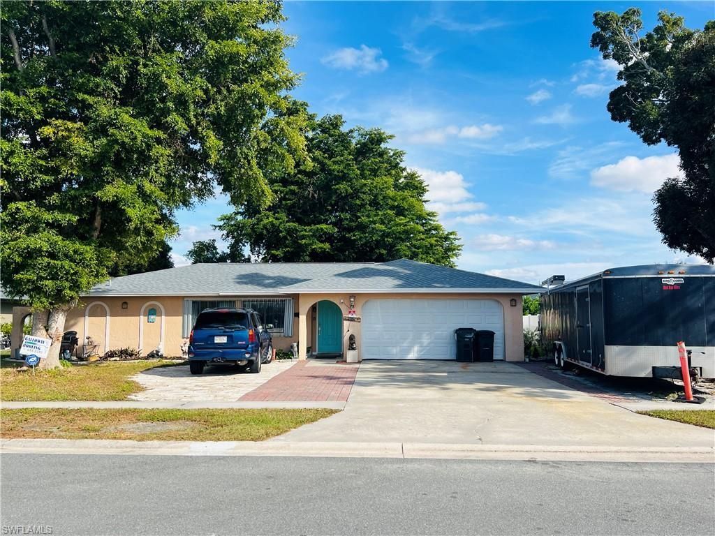 6986 Scarboro Dr, Fort Myers, FL 33919 Photo