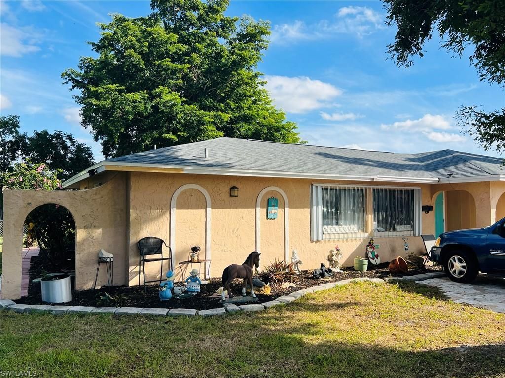 6986 Scarboro Dr, Fort Myers, FL 33919 Photo
