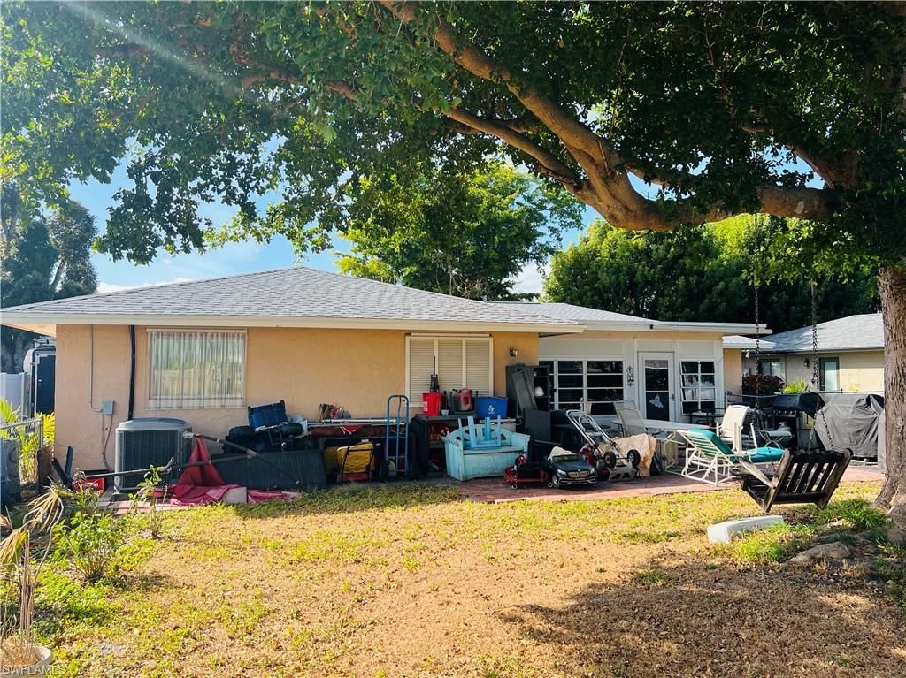 6986 Scarboro Dr, Fort Myers, FL 33919 Photo