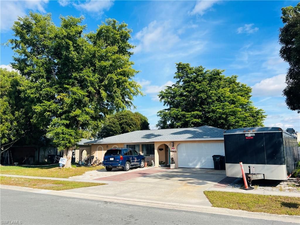 6986 Scarboro Dr, Fort Myers, FL 33919 Photo