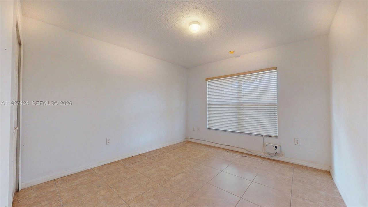 2651 SW 152nd Ct, Miami, FL 33185 Photo