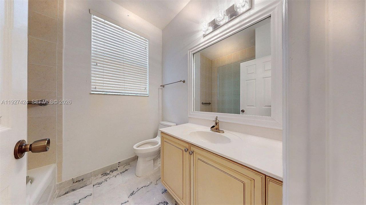 2651 SW 152nd Ct, Miami, FL 33185 Photo