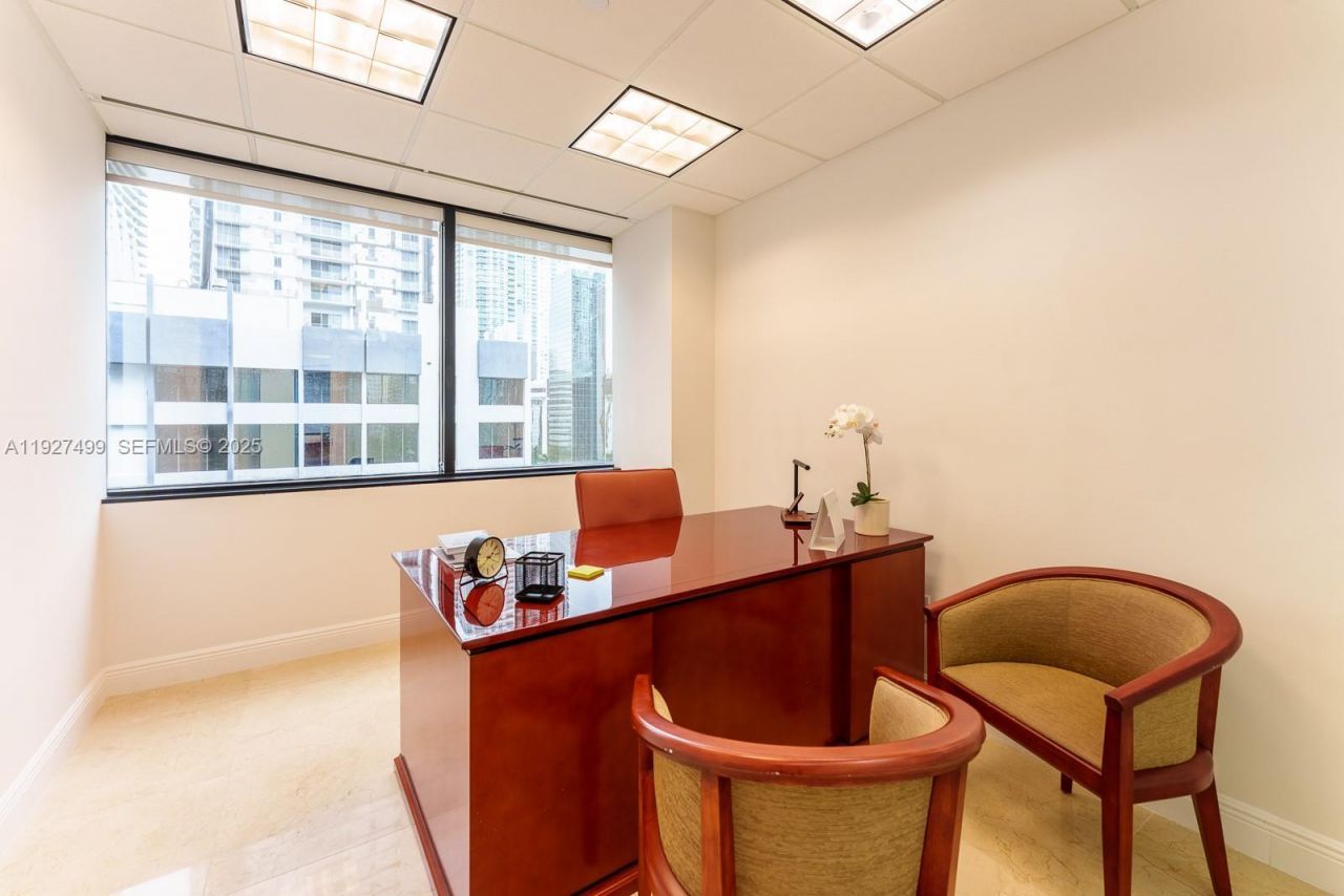 1200 Brickell Ave, Unit 850, Miami, FL 33131 Photo