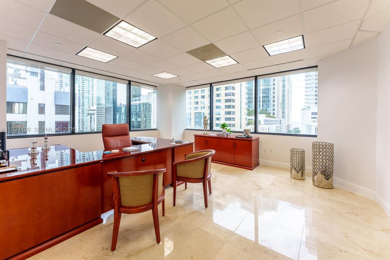 1200 Brickell Ave, Unit 850, Miami, FL 33131 Photo