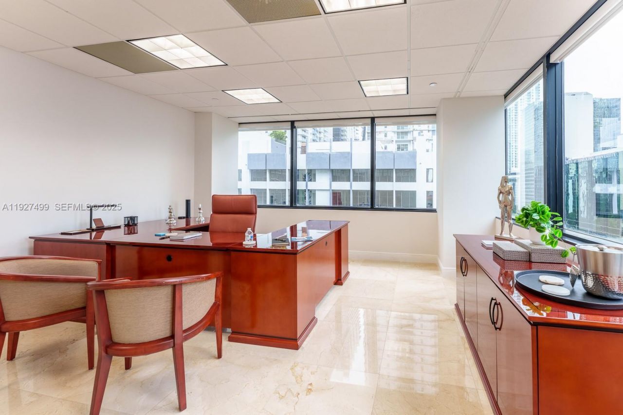 1200 Brickell Ave, Unit 850, Miami, FL 33131 Photo