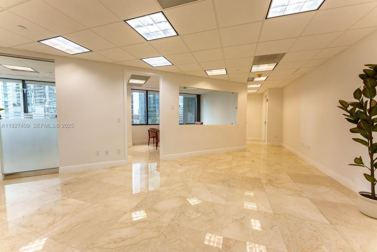1200 Brickell Ave, Unit 850, Miami, FL 33131 Photo