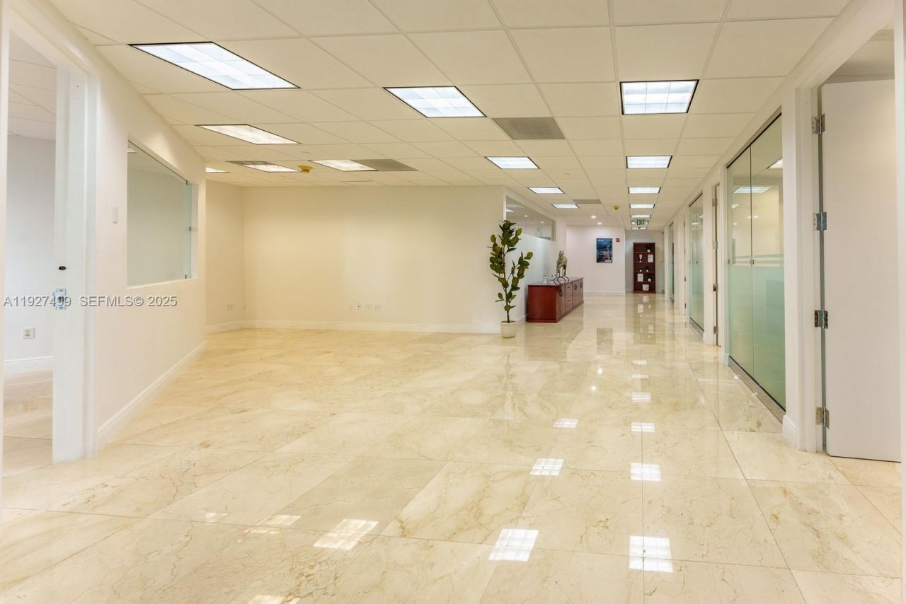 1200 Brickell Ave, Unit 850, Miami, FL 33131 Photo