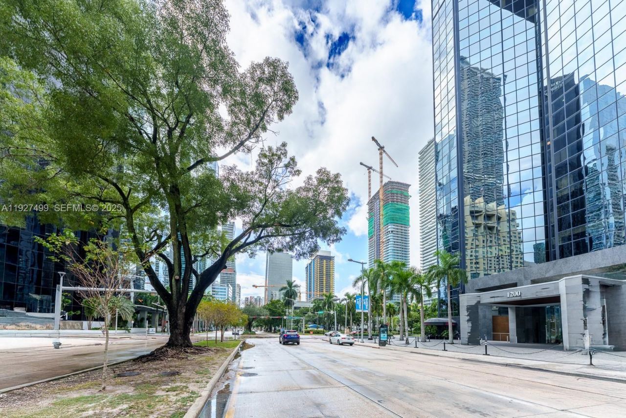 1200 Brickell Ave, Unit 850, Miami, FL 33131 Photo