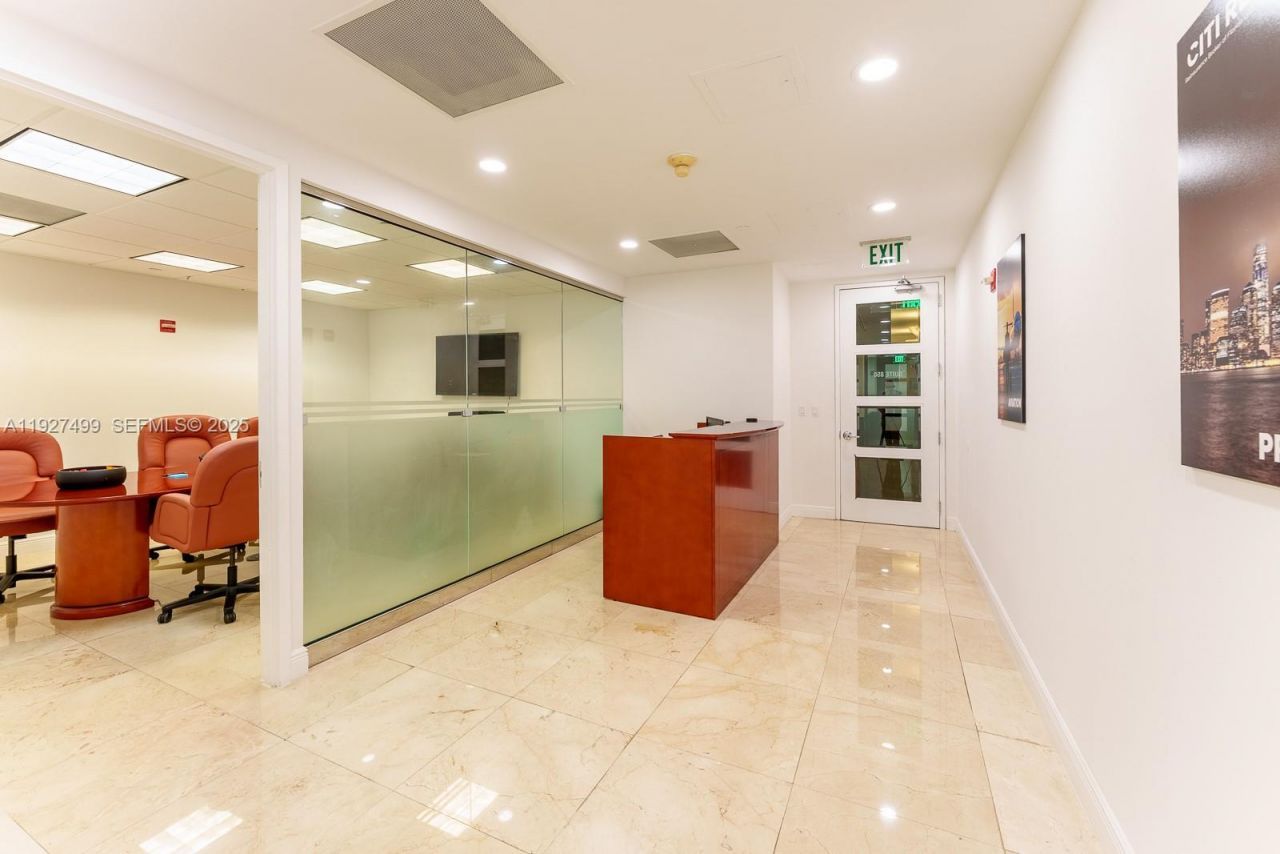 1200 Brickell Ave, Unit 850, Miami, FL 33131 Photo