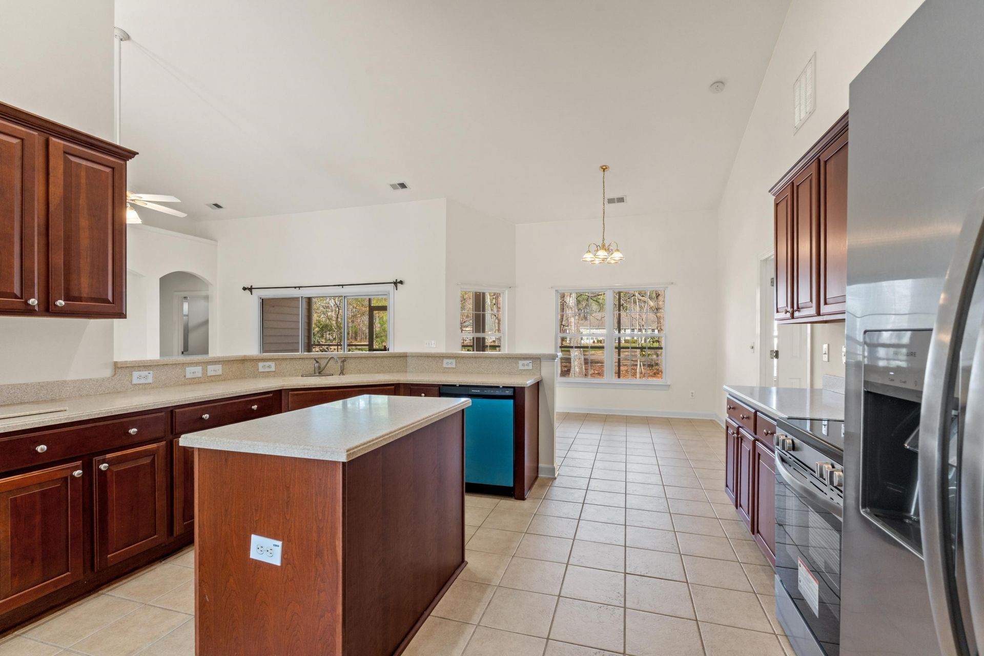 4502 Firethorne Dr. Photo 9