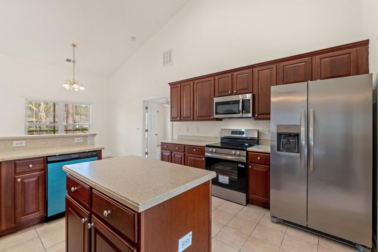 4502 Firethorne Dr. Photo 9