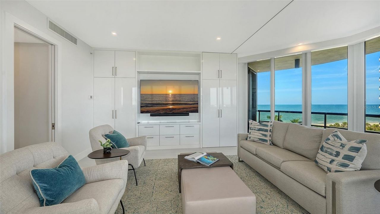 415 L Ambiance Drive, Unit E507, Longboat Key, FL 34228 Photo
