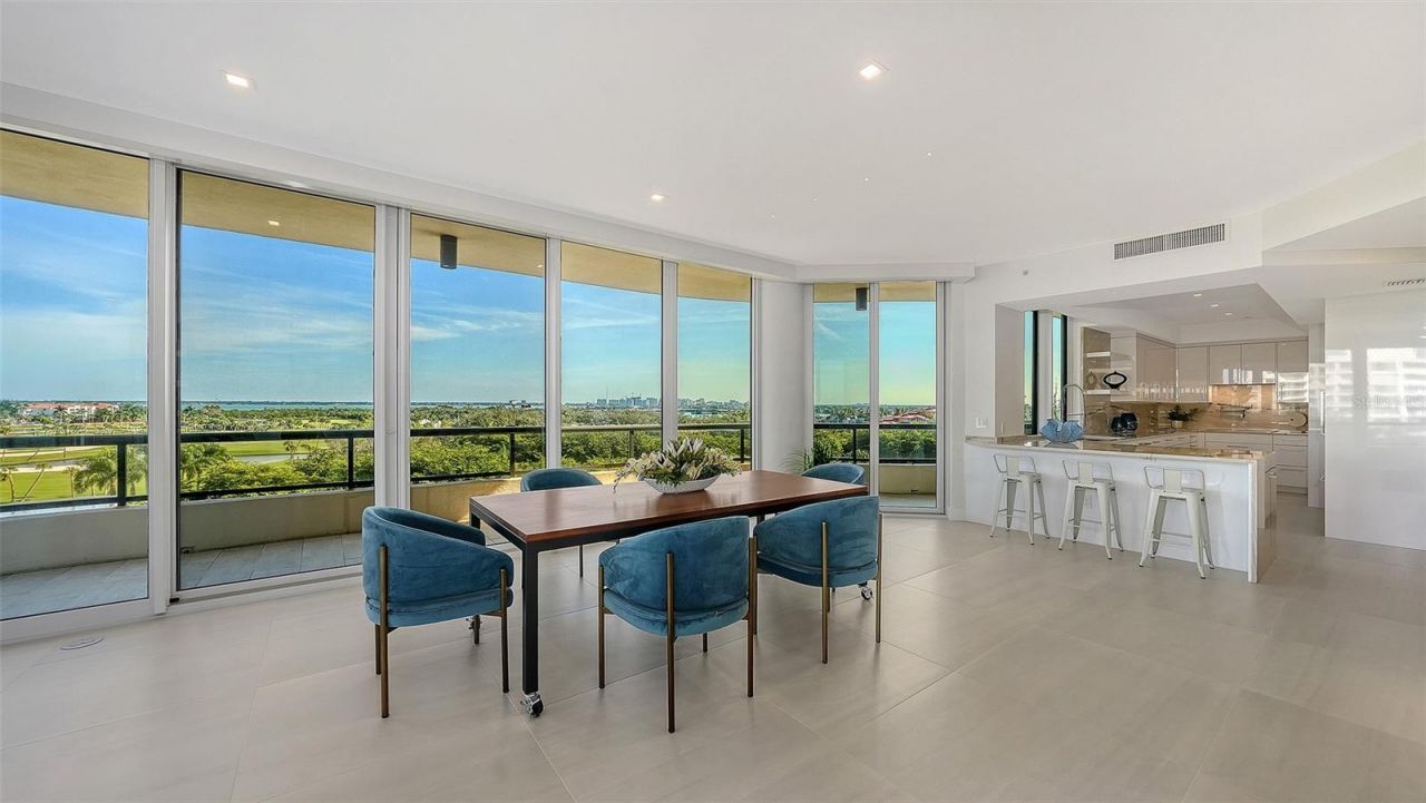 415 L Ambiance Drive, Unit E507, Longboat Key, FL 34228 Photo