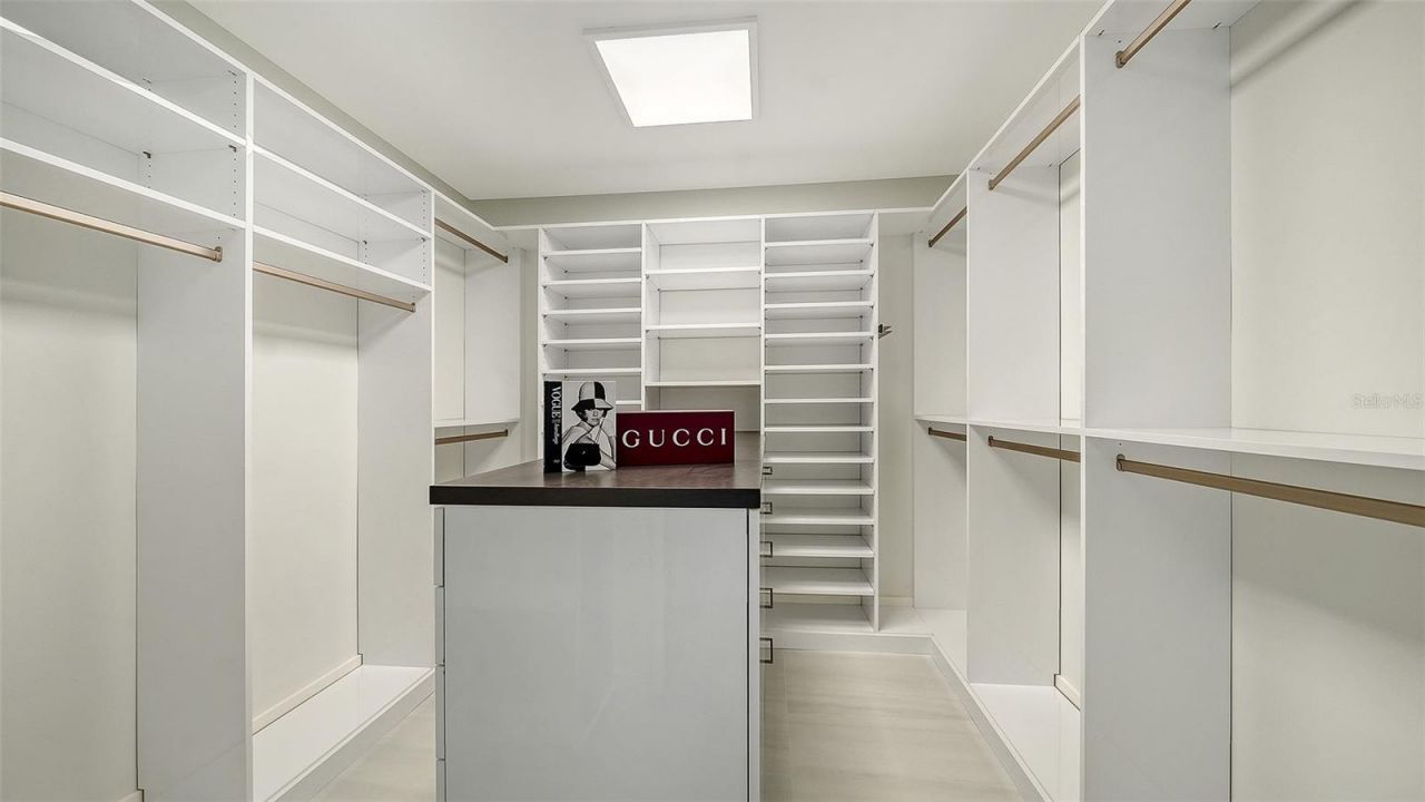 415 L Ambiance Drive, Unit E507, Longboat Key, FL 34228 Photo