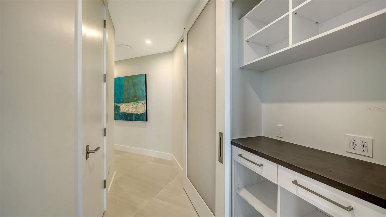 415 L Ambiance Drive, Unit E507, Longboat Key, FL 34228 Photo