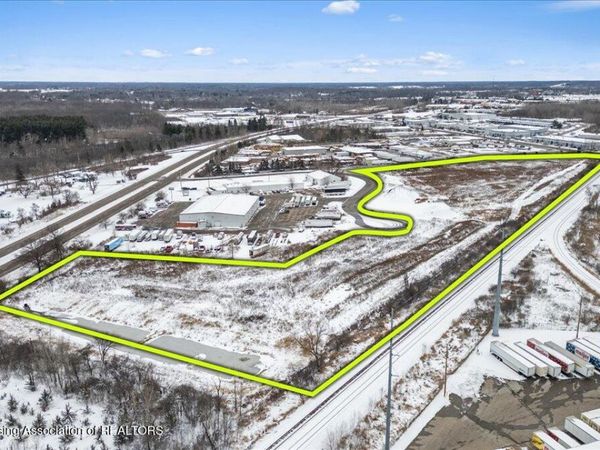V/l Vondell Parkway, Lansing, MI 48917