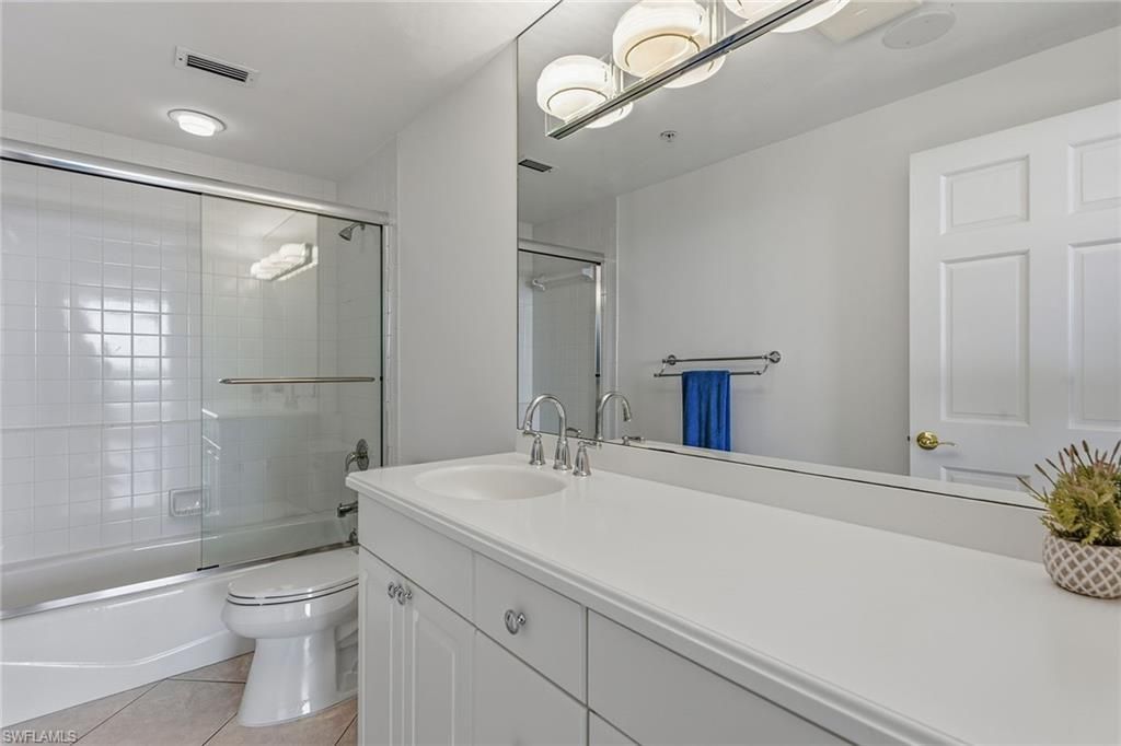 60 Seagate Dr, Unit 1606, Naples, FL 34103 Photo