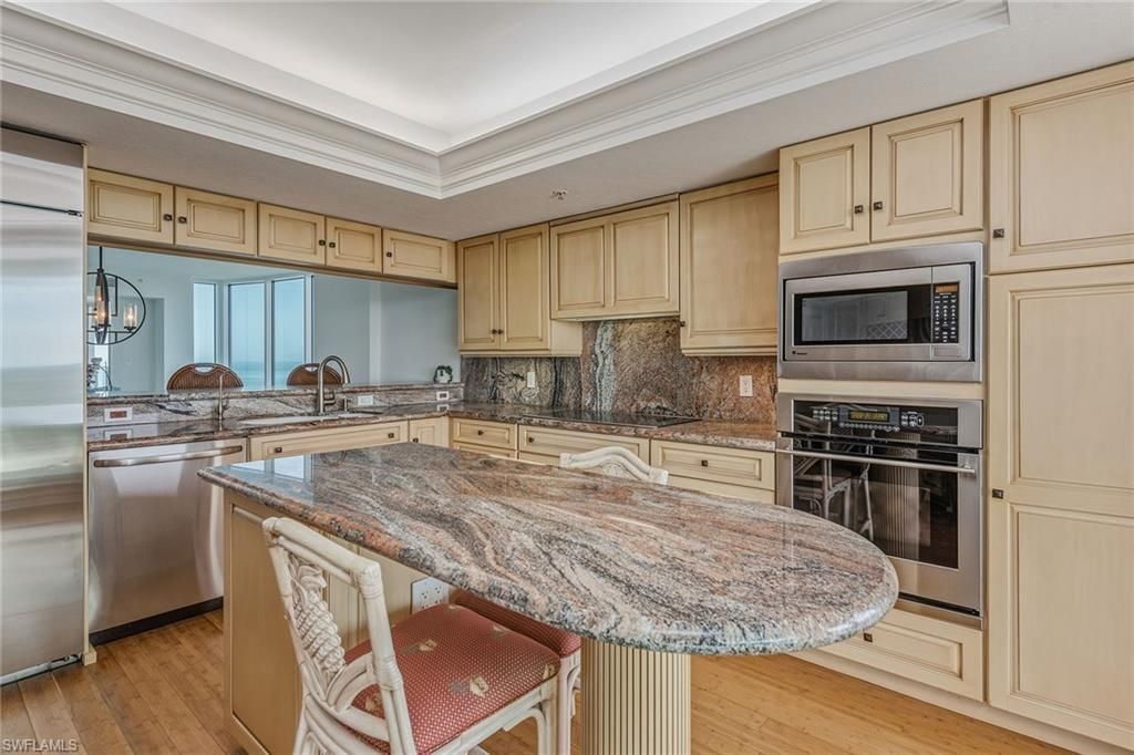 60 Seagate Dr, Unit 1606, Naples, FL 34103 Photo