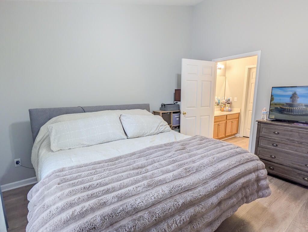 1300 River Rock Road Photo 14