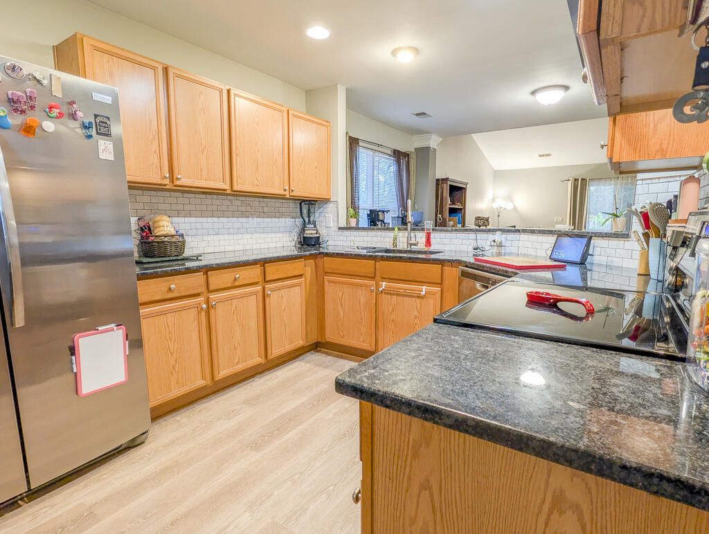 1300 River Rock Road Photo 5