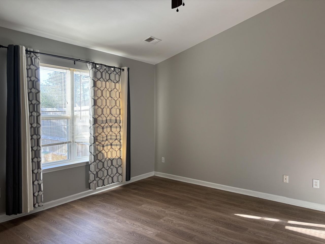 1300 River Rock Road Photo 6