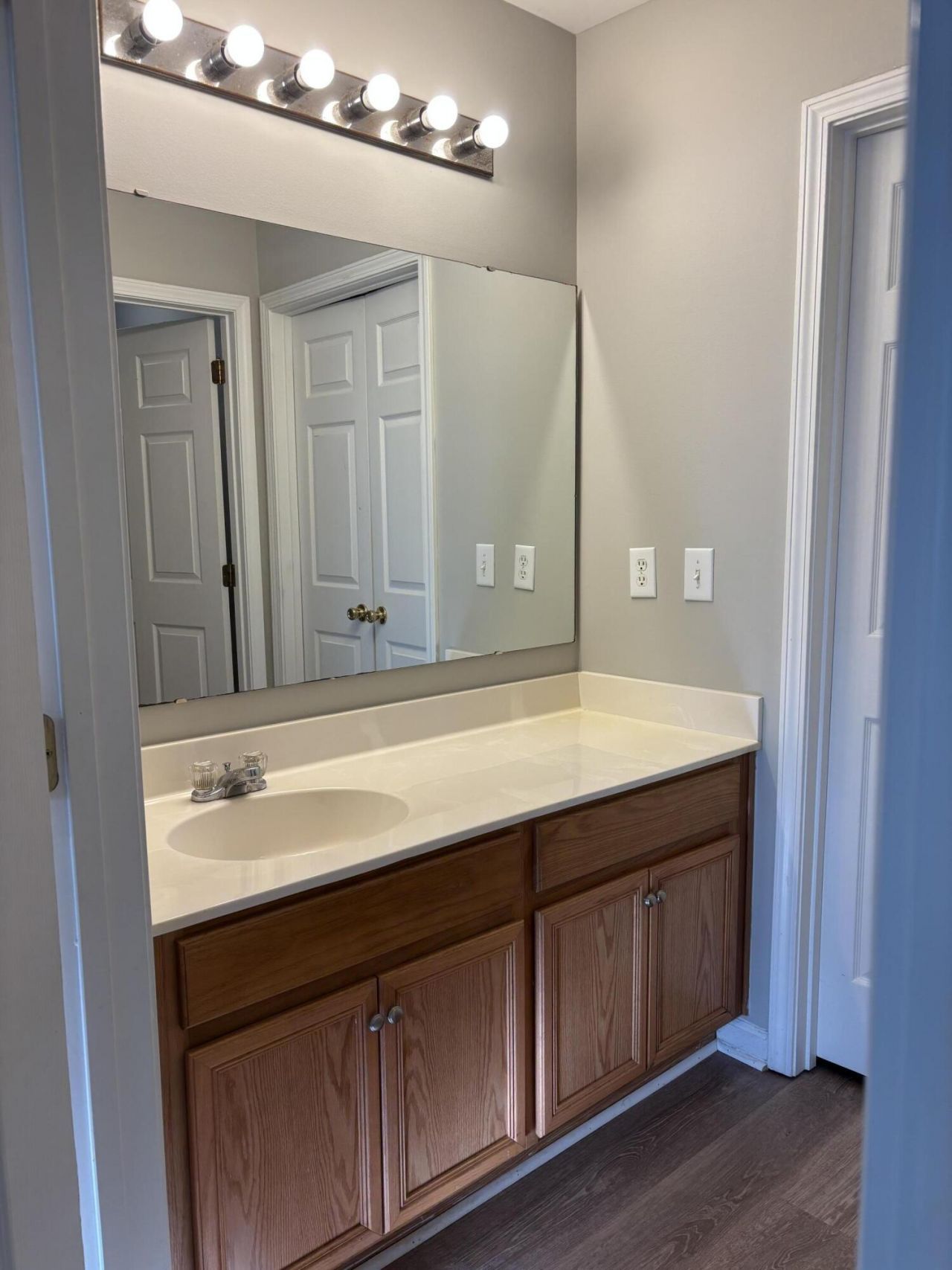 1300 River Rock Road Photo 7