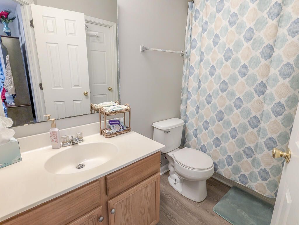 1300 River Rock Road Photo 9