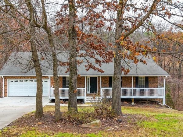 141 Vaughn SPUR NE, Cartersville, GA 30121