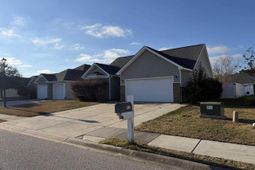 417 Cassian Way photo 4