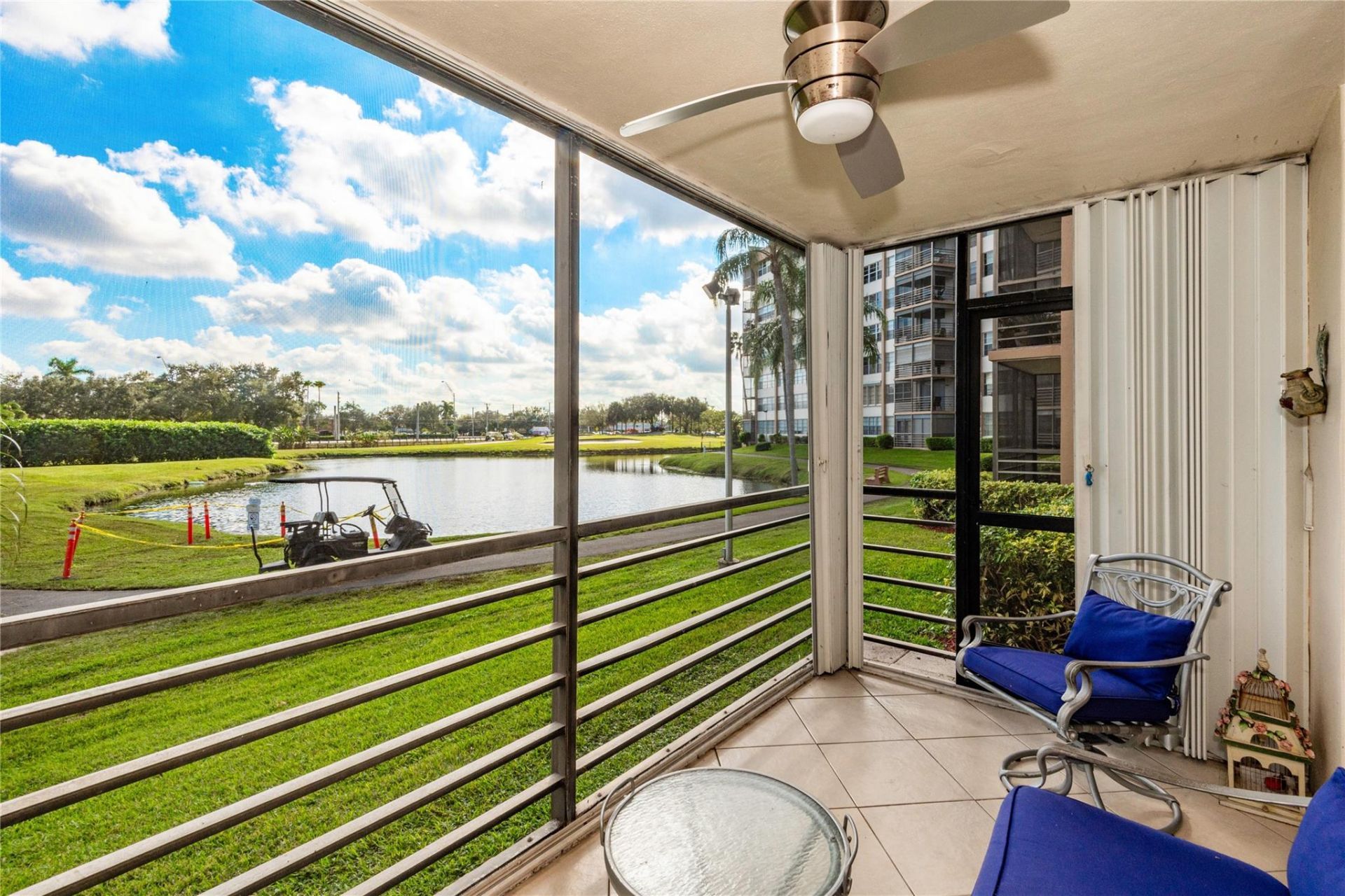 1200 Saint Charles Place, Unit L-19, Pembroke Pines, FL 33026 Photo