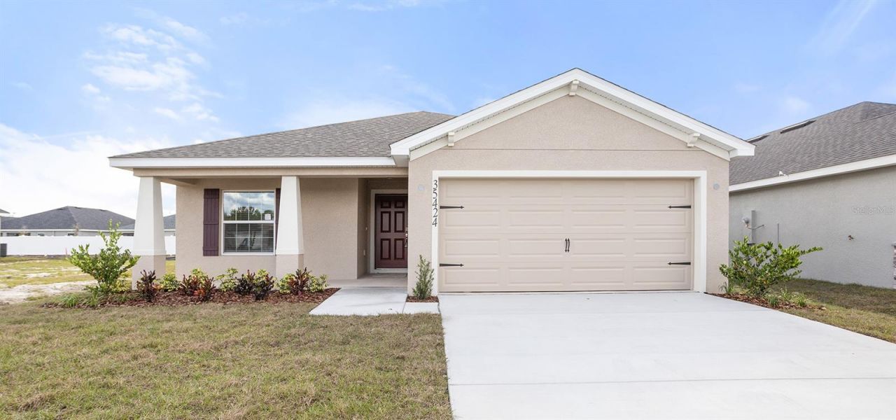 35424 Coventry Fields Loop, Zephyrhills, FL 33541 Main Photo
