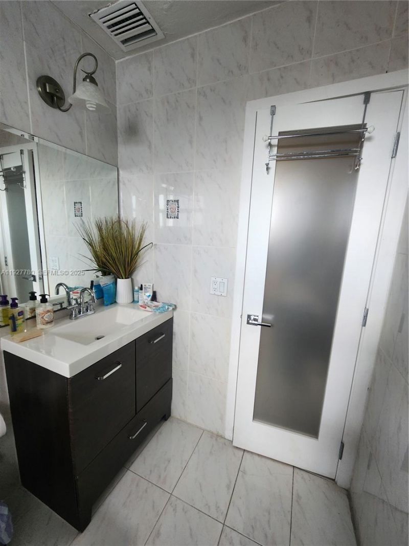 1645 SW 83rd Ct, Miami, FL 33155 Photo