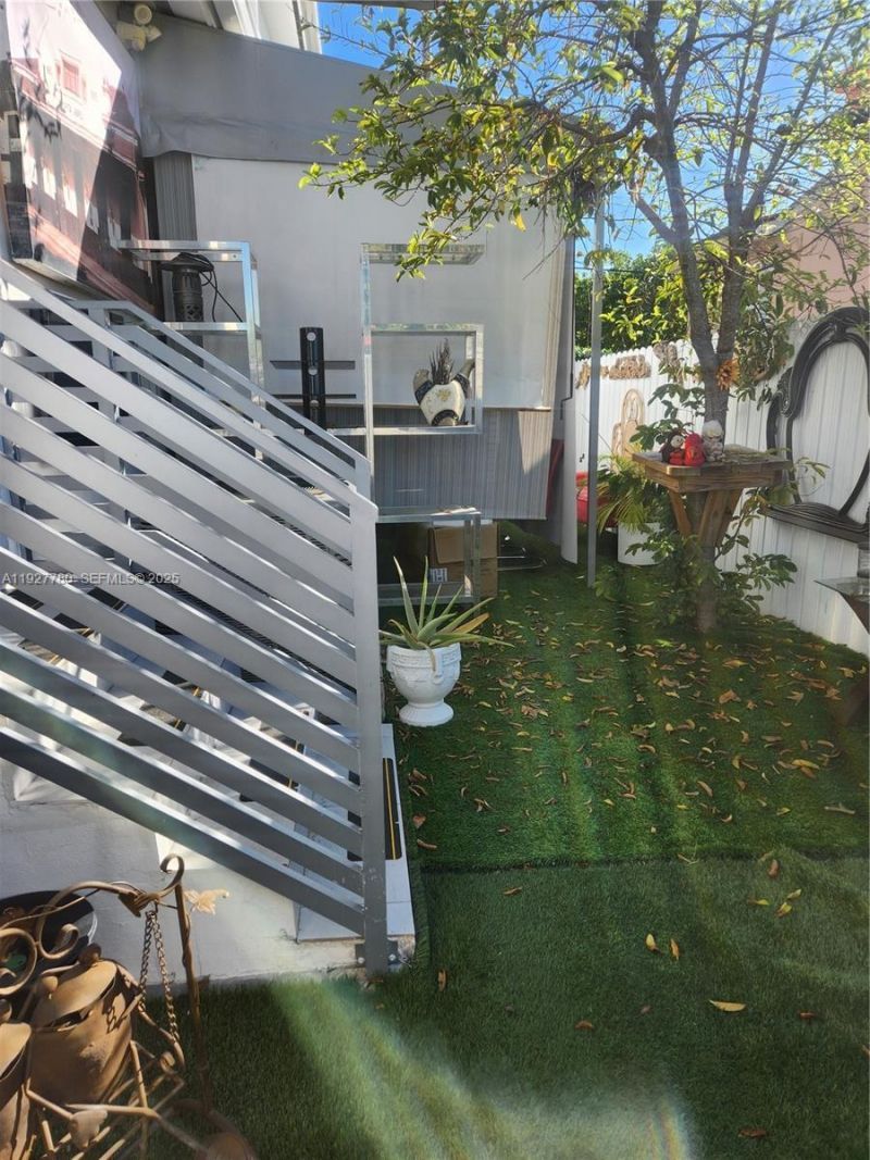 1645 SW 83rd Ct, Miami, FL 33155 Photo