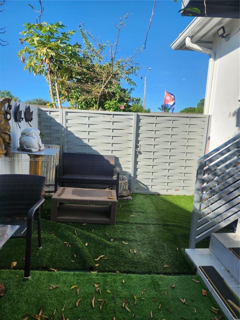 1645 SW 83rd Ct, Miami, FL 33155 Photo