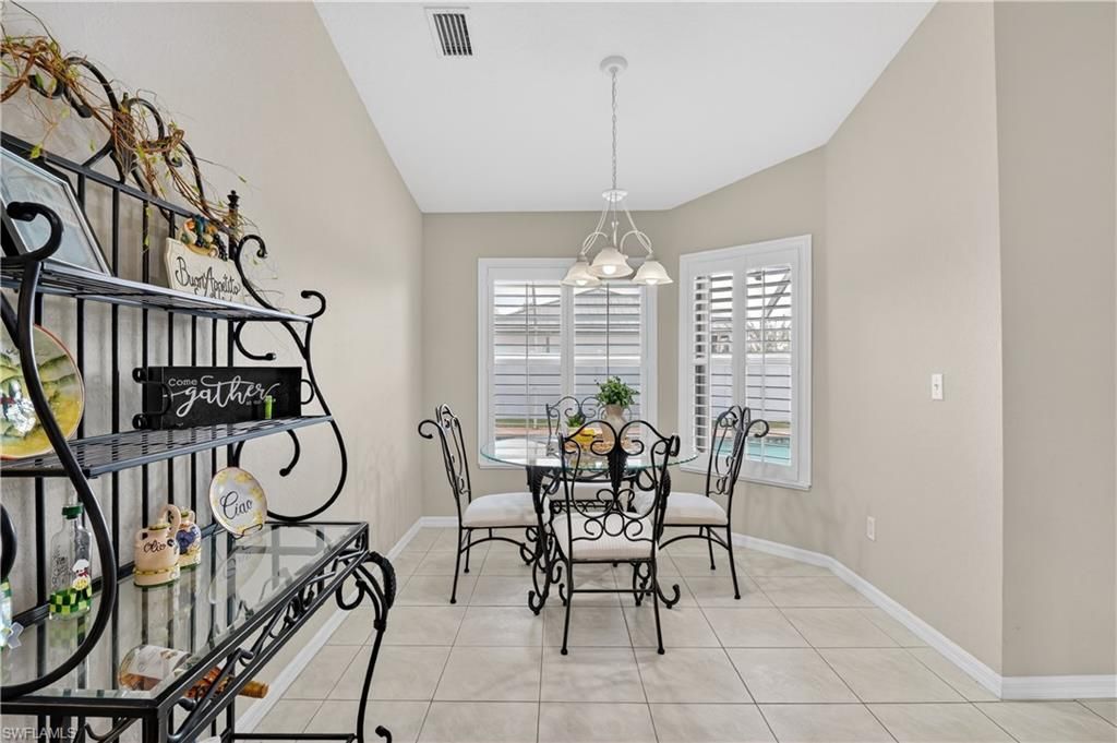 1815 NE 2nd Pl, Cape Coral, FL 33909 Photo