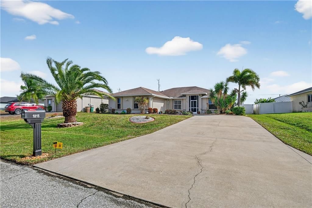 1815 NE 2nd Pl, Cape Coral, FL 33909 Photo