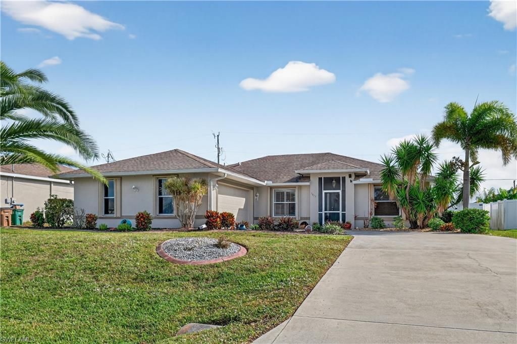 1815 NE 2nd Pl, Cape Coral, FL 33909 Photo
