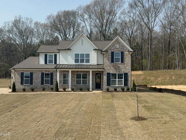 5049 S River Grove Lane, Olive Branch, MS 38654