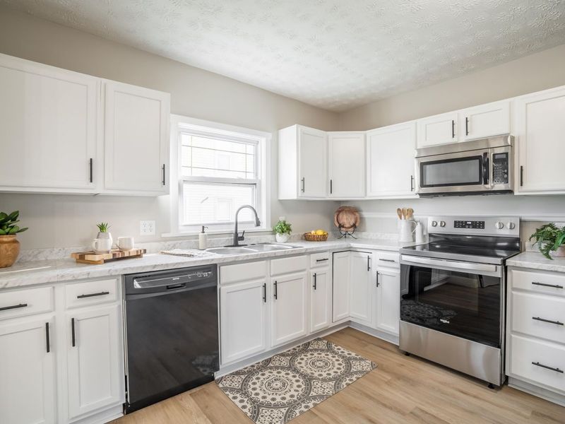 115 Vine Street, Ludlow Falls, OH 45339 Photo 8