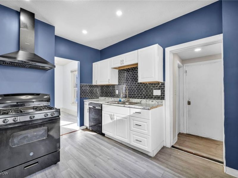 4246 E 116th Street, Cleveland, OH 44105 Photo 12