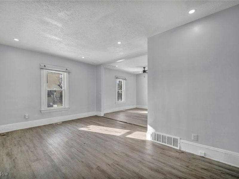 4246 E 116th Street, Cleveland, OH 44105 Photo 19