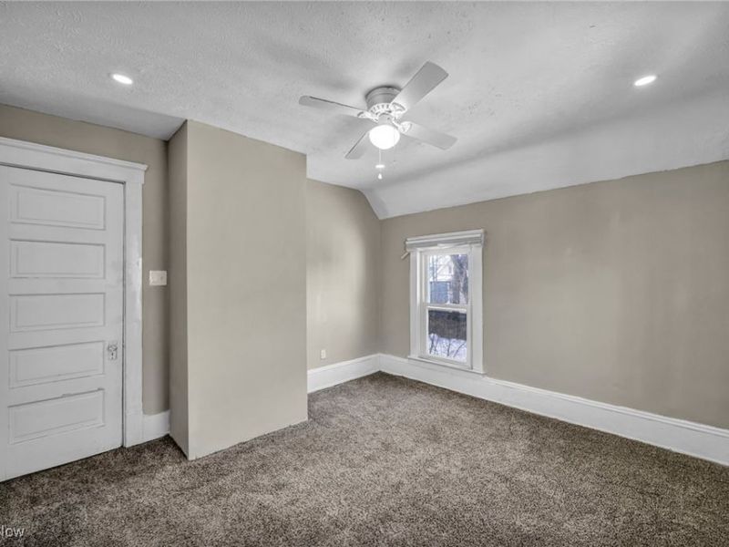 4246 E 116th Street, Cleveland, OH 44105 Photo 24