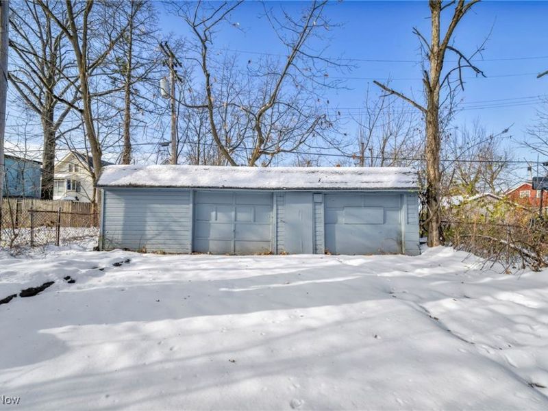 4246 E 116th Street, Cleveland, OH 44105 Photo 9
