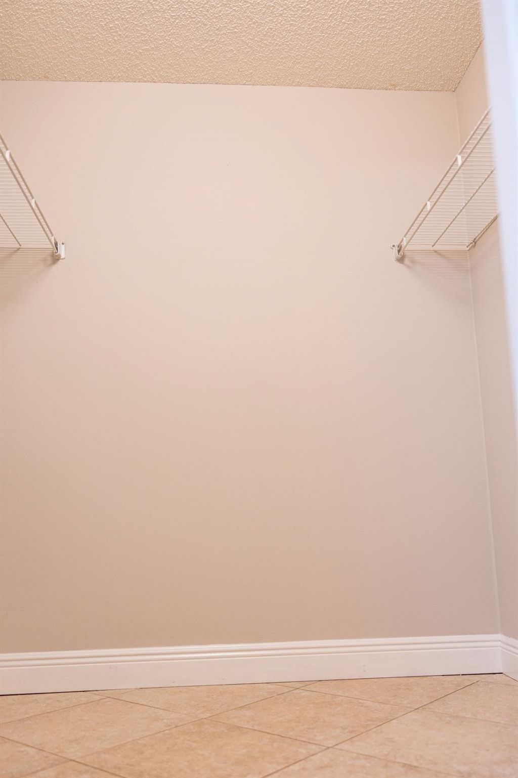 7326 Pinewalk Drive, Unit 7326, Margate, FL 33063 Photo