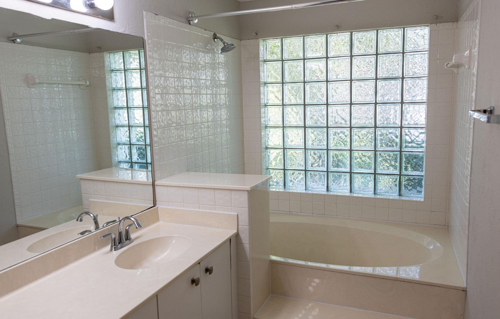 7326 Pinewalk Drive, Unit 7326, Margate, FL 33063 Photo