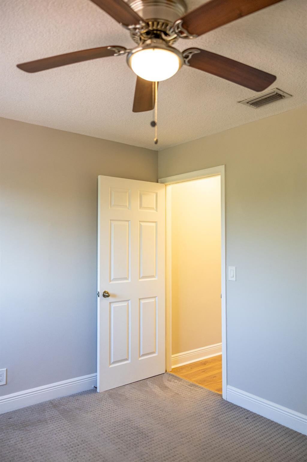 7326 Pinewalk Drive, Unit 7326, Margate, FL 33063 Photo